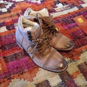 Free people rare Ventura hiker boots .
